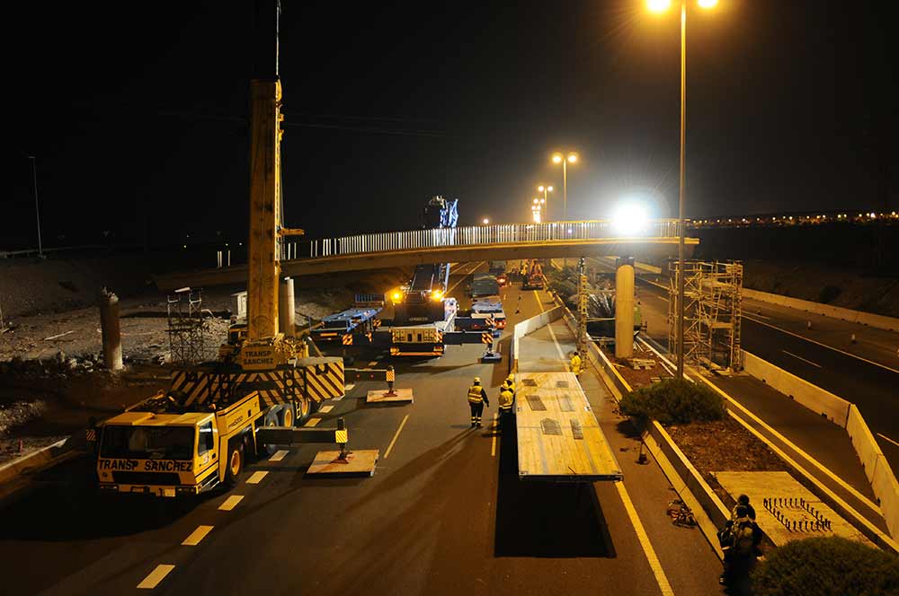 Demontage von Brücken - Transportes Sánchez